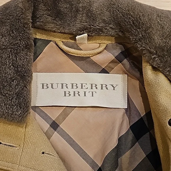 Burberry Brit 70% wool coat size 10 camel color. - Picture 2 of 16